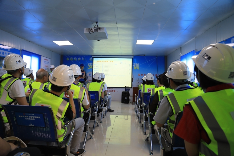 深圳市建筑工務(wù)署舉辦新時(shí)代政府工程智慧建造公眾開放日活動_3